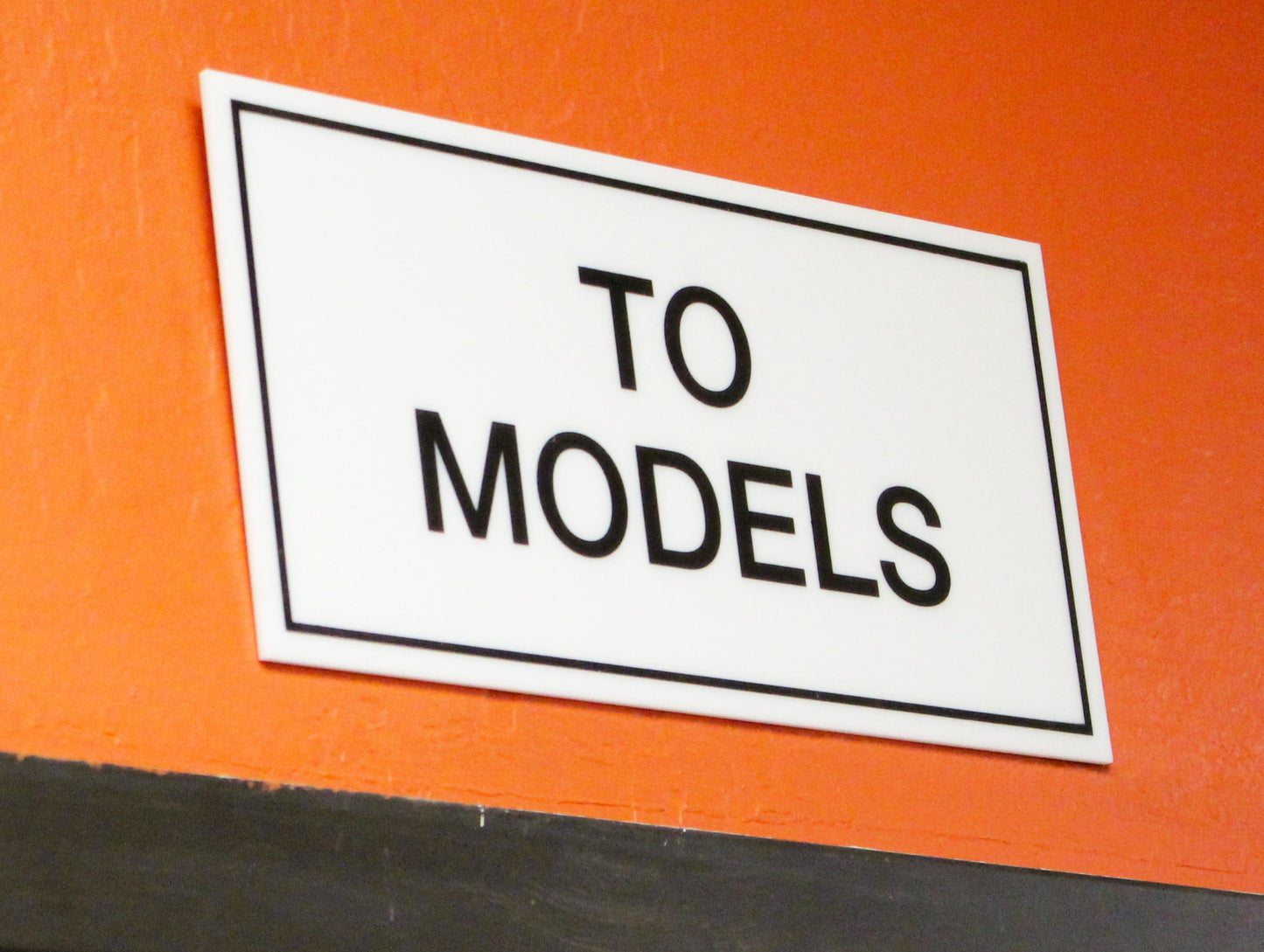 To Models Plaques